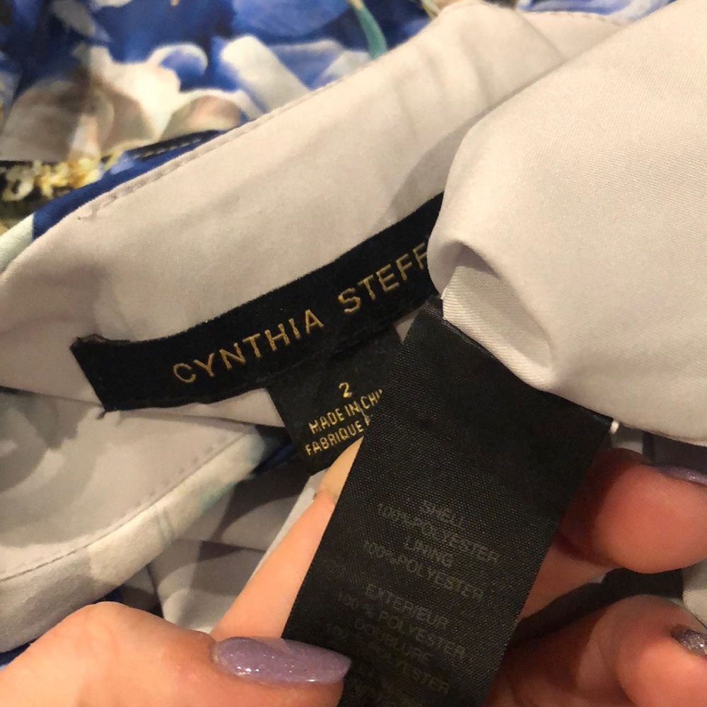 NWOT Cynthia Steffe floral cold shoulder dress - Picture 8 of 8